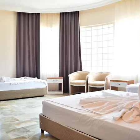 Anita Sunpark Beach Hotel 4*